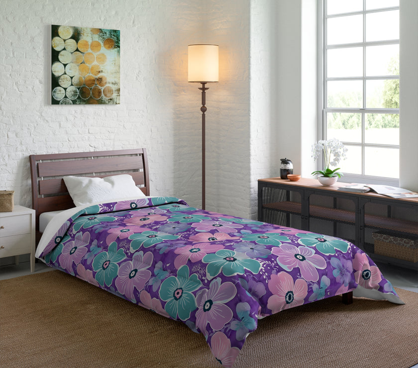 Floral Oasis Comforter, Botanical Bedspread, Cozy Bedroom Decor, Flower Pattern Quilt, Ideal for Spring Celebrations
