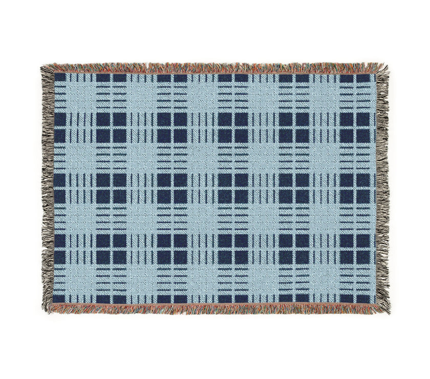 Cozy Woven Blanket, Warm Throw for Home, Soft Plaid Decor, Perfect Gift for Housewarming, Cozy Evenings, Holiday Comfort