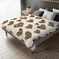 Velveteen Microfiber Blanket, Leopard Print Heart Throw, Cozy Bedding, Animal Lover Gift, Double-sided Couch Cover, Home Decor Accent