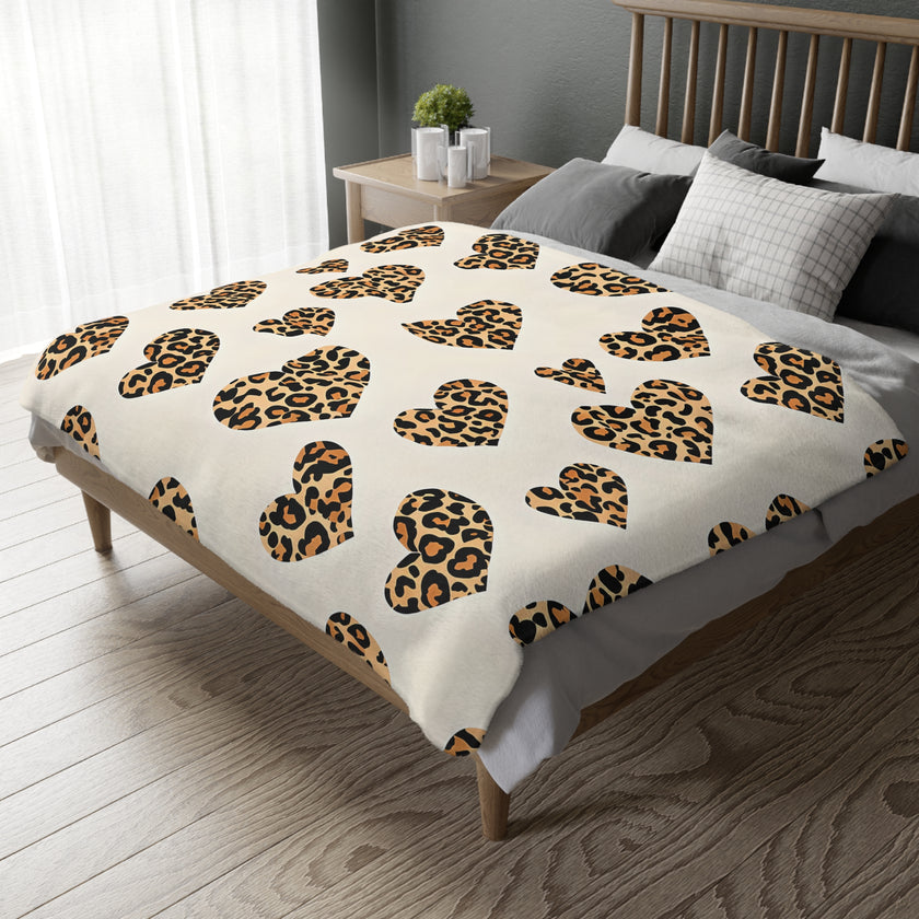 Velveteen Microfiber Blanket, Leopard Print Heart Throw, Cozy Bedding, Animal Lover Gift, Double-sided Couch Cover, Home Decor Accent