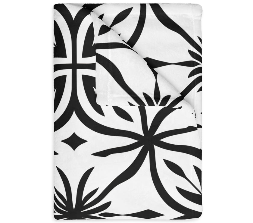 Black and White Pattern Velveteen Microfiber Blanket (Two-sided print)