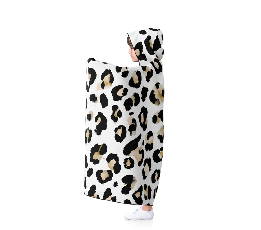 Cozy Leopard Hooded Blanket, Perfect for Snuggling, Movie Nights, Home Decor, Gift for Animal Lovers, Winter Comfort