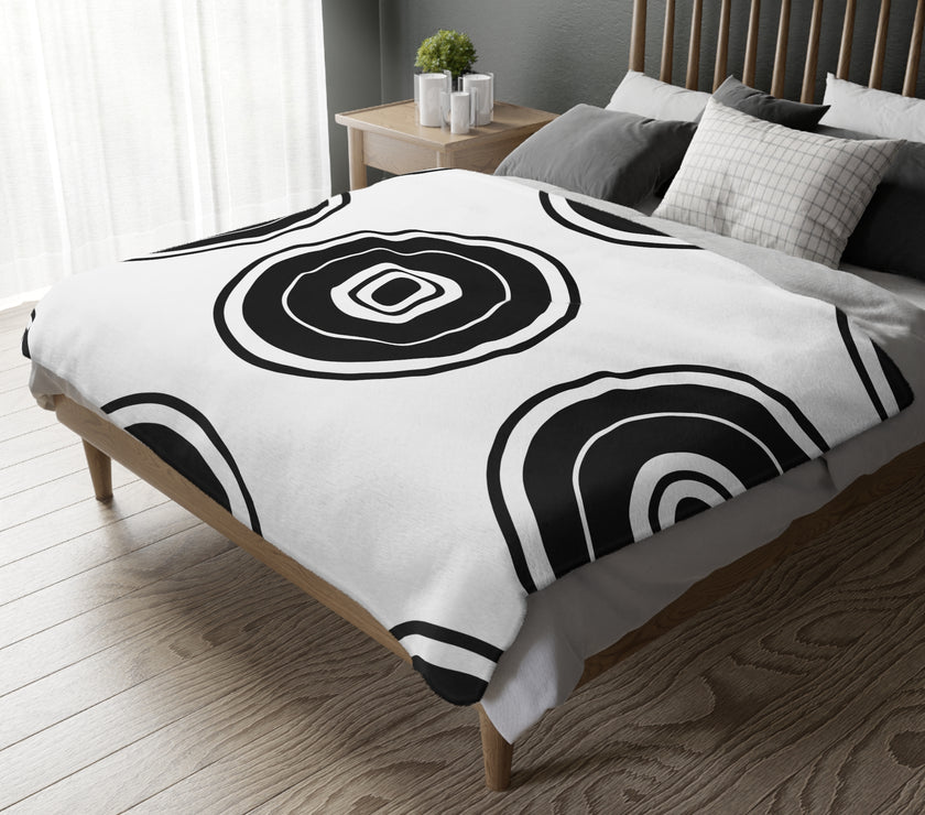 Black and white Circle Pattern Velveteen Microfiber Blanket (Two-sided print)