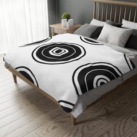 Black and white Circle Pattern Velveteen Microfiber Blanket (Two-sided print)