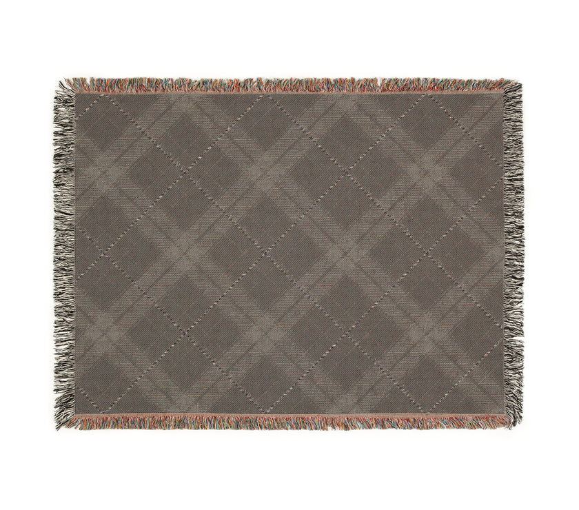 Cozy Woven Blanket with Plaid Design, Perfect for Home Decor, Blanket for Chilly Evenings, Blanket Gift for Friends, Indoor and Outdoor Use