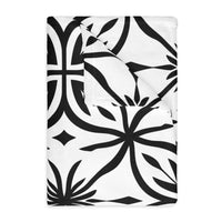 Black and White Pattern Velveteen Microfiber Blanket (Two-sided print)