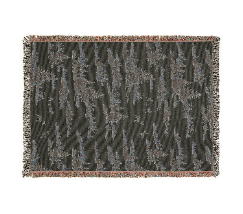 Cozy Woven Blanket for Nature Lovers, Perfect for Home Decor, Camping, Picnics, Gifts, and Cozy Nights
