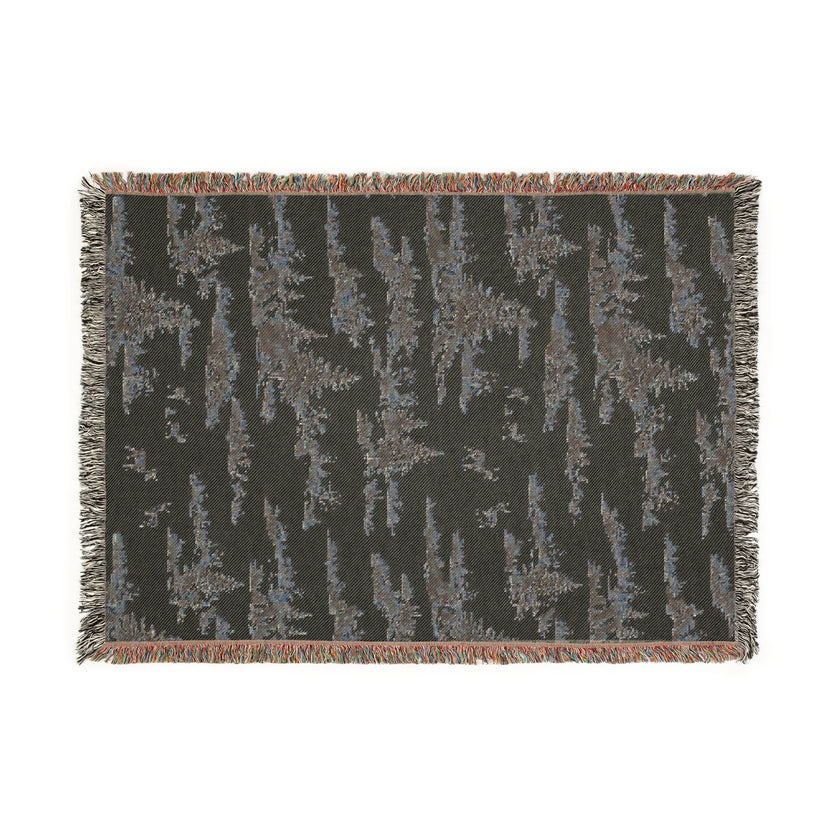 Cozy Woven Blanket for Nature Lovers, Perfect for Home Decor, Camping, Picnics, Gifts, and Cozy Nights