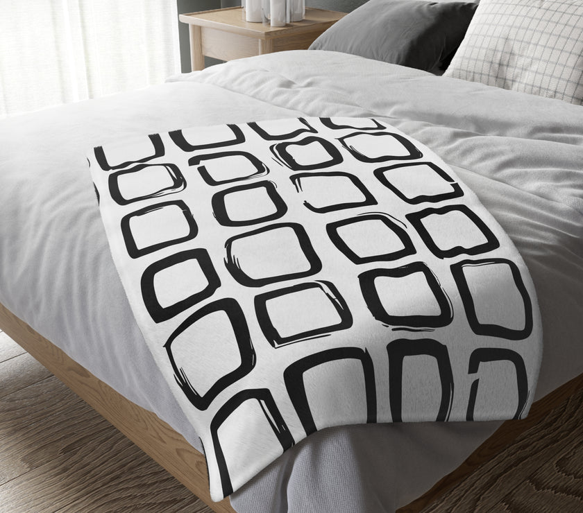 Black and White Square Velveteen Microfiber Blanket (Two-sided print)