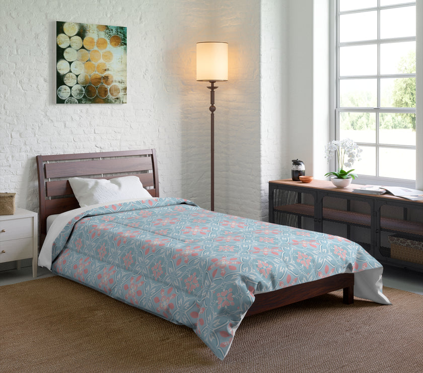 Floral Pattern Comforter | Cozy Bedroom Decor, Lightweight Bedding, Boho Chic Style, Spring Refresh, Housewarming Gift