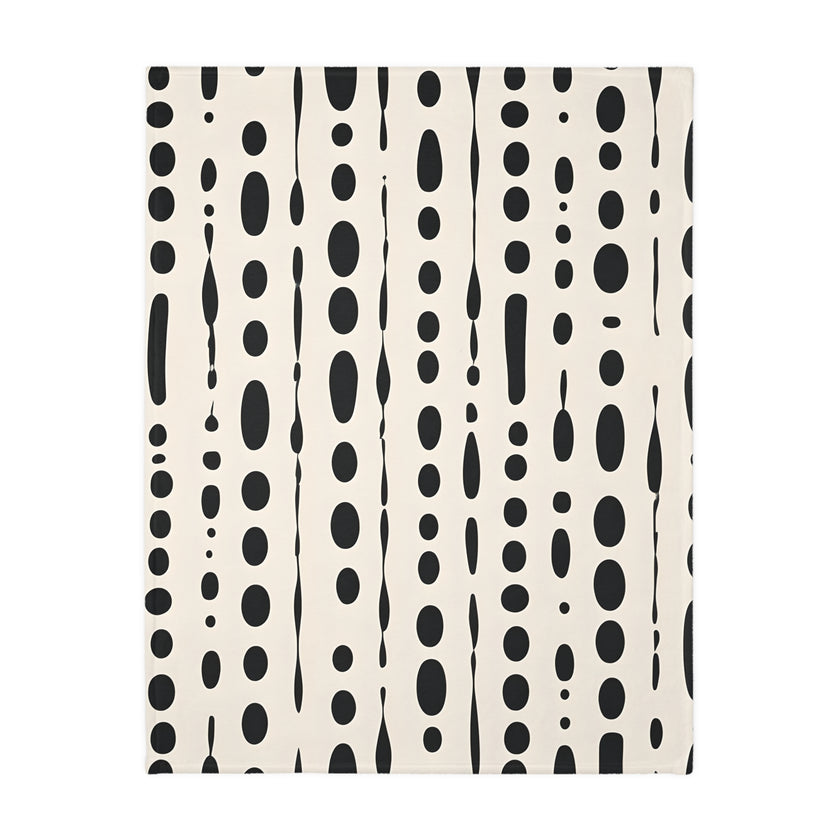 Black and White Dotted Velveteen Microfiber Blanket (Two-sided print)