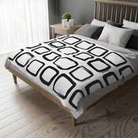 Black and White Square Velveteen Microfiber Blanket (Two-sided print)