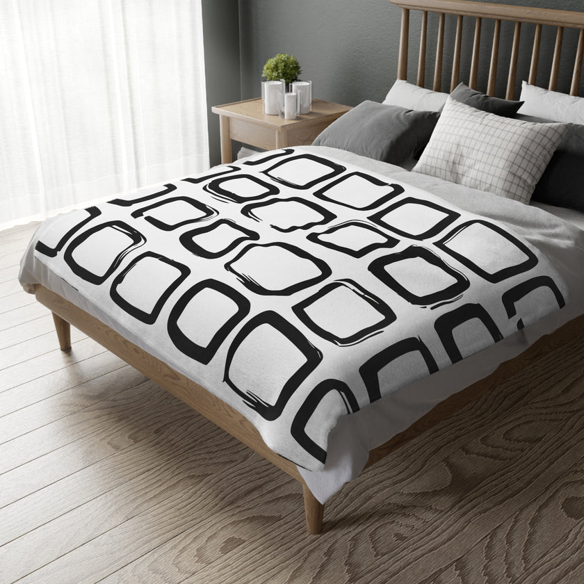 Black and White Square Velveteen Microfiber Blanket (Two-sided print)