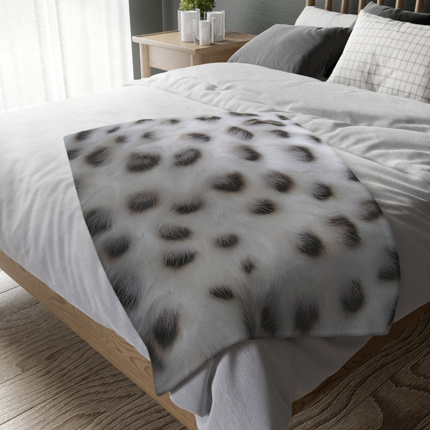 Black and White Animal Print Velveteen Microfiber Blanket (Two-sided print)