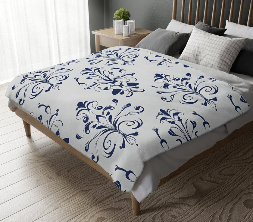 Velveteen Blanket, Blue Floral Print, Soft Throw for Home and Living Room Decor - Microfiber Reversible Couch Cover, Cozy Bedding, Floral