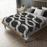 Black and White Wavey Pattern Velveteen Microfiber Blanket (Two-sided print)