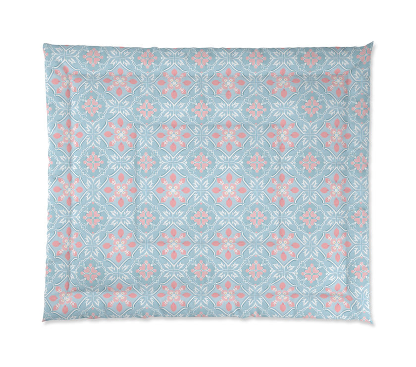Floral Pattern Comforter | Cozy Bedroom Decor, Lightweight Bedding, Boho Chic Style, Spring Refresh, Housewarming Gift
