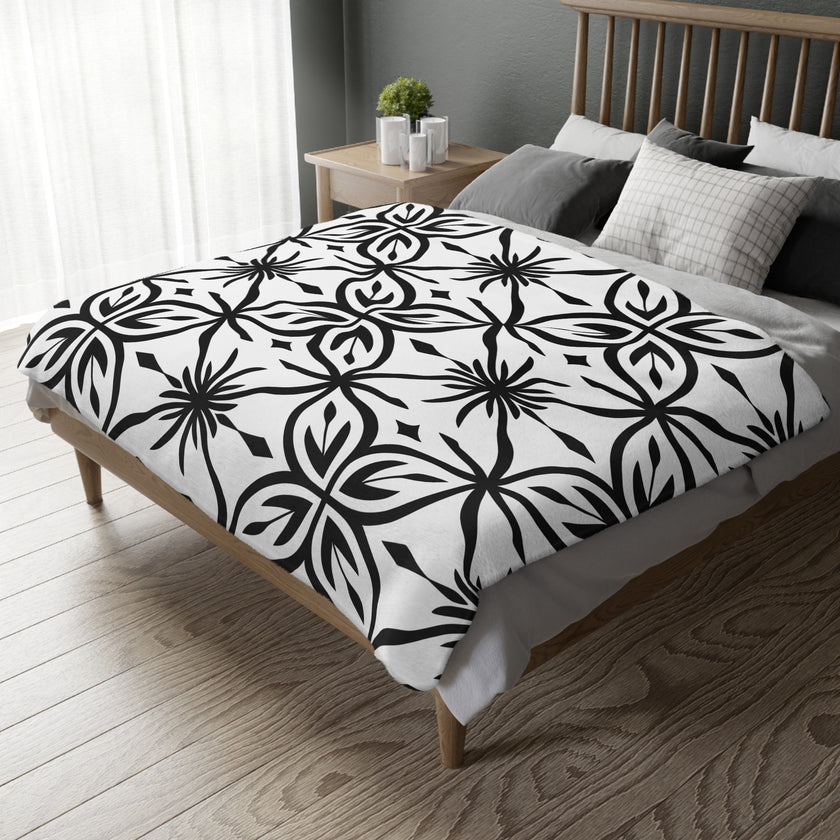 Black and White Pattern Velveteen Microfiber Blanket (Two-sided print)