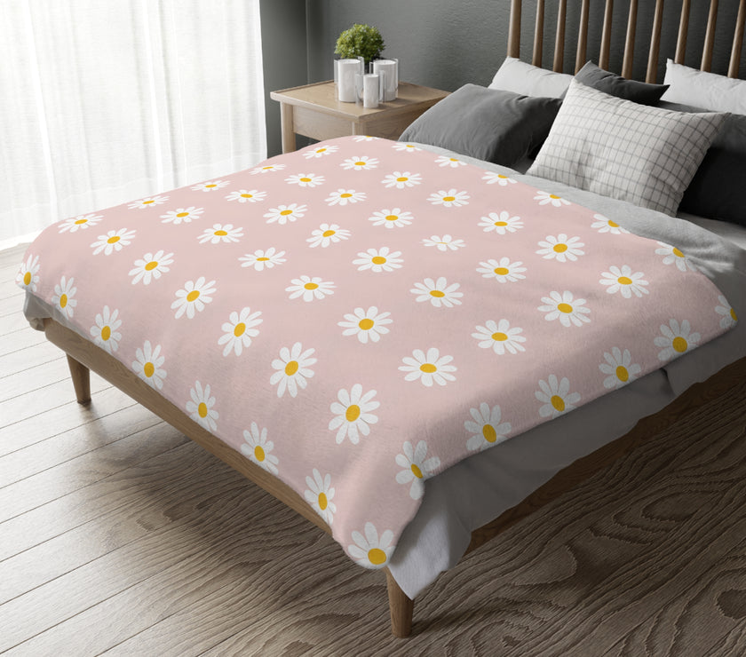 Velveteen Microfiber Blanket, White Daises on Pink Floral Throw, Soft Fleece Bedding, Cozy Couch Decoration, Home Decor Gift, Lightweight