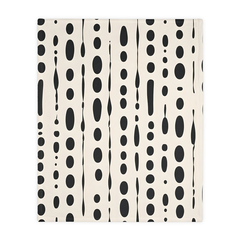 Black and White Dotted Velveteen Microfiber Blanket (Two-sided print)