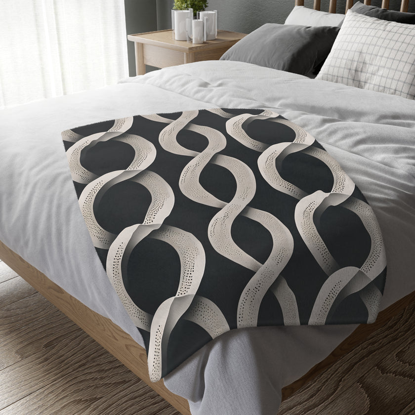 Black and White Wavey Pattern Velveteen Microfiber Blanket (Two-sided print)