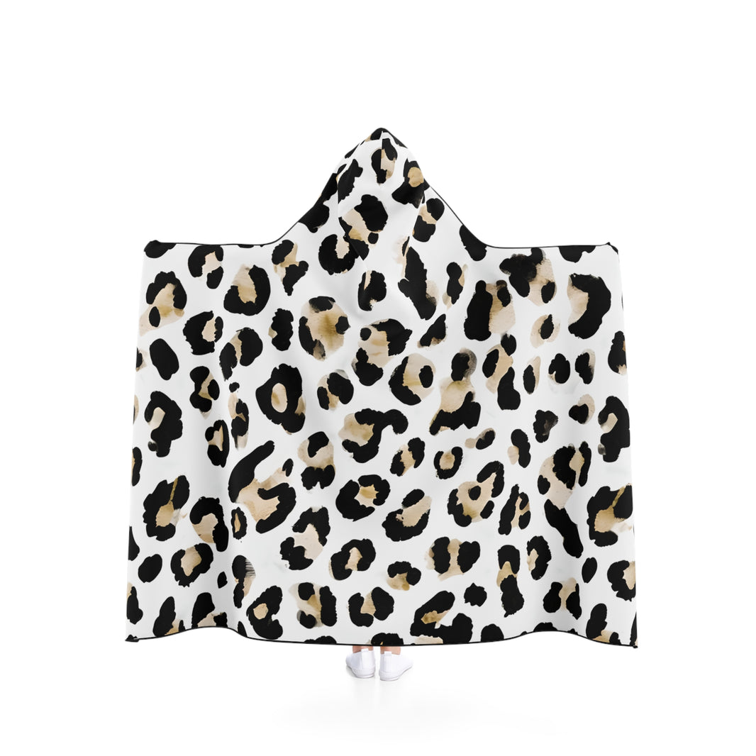 Cozy Leopard Hooded Blanket, Perfect for Snuggling, Movie Nights, Home Decor, Gift for Animal Lovers, Winter Comfort