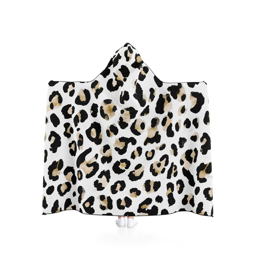 Cozy Leopard Hooded Blanket, Perfect for Snuggling, Movie Nights, Home Decor, Gift for Animal Lovers, Winter Comfort