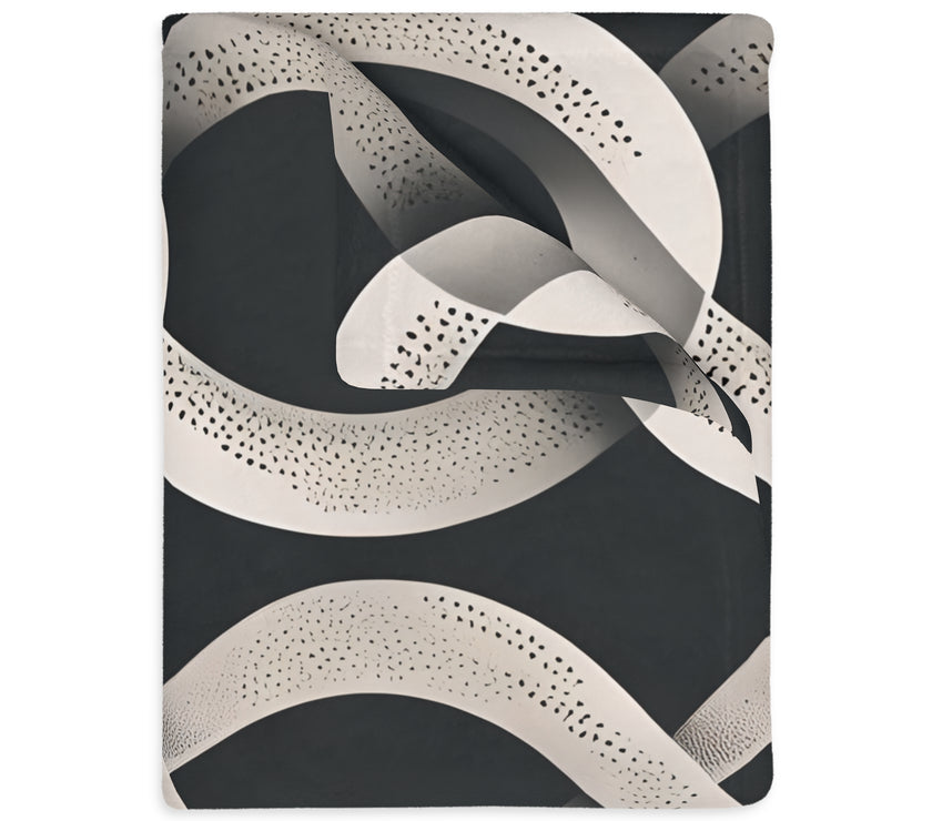 Black and White Wavey Pattern Velveteen Microfiber Blanket (Two-sided print)