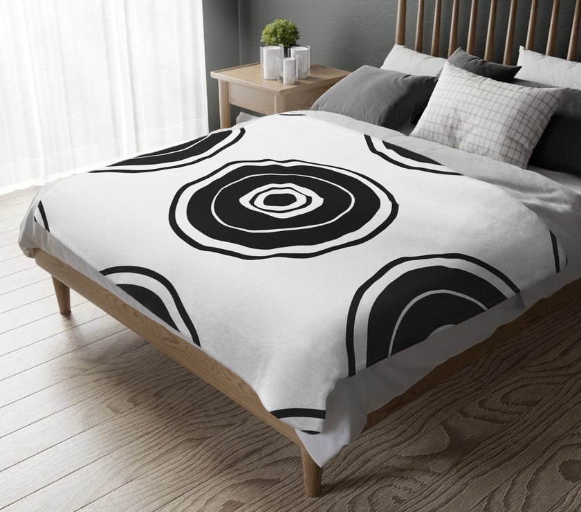 Black and white Circle Pattern Velveteen Microfiber Blanket (Two-sided print)