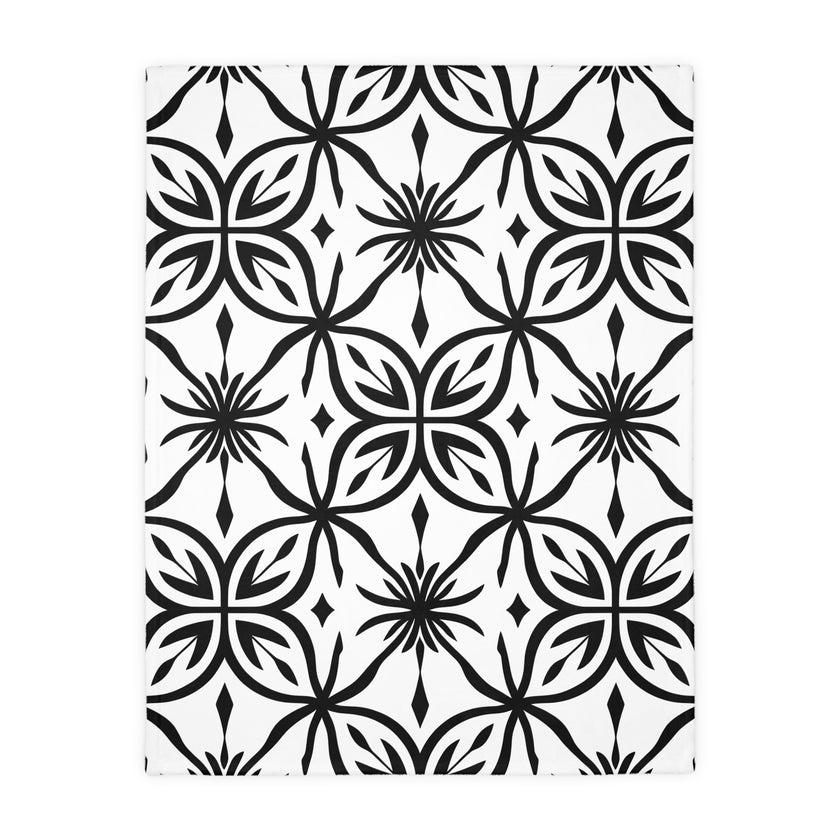 Black and White Pattern Velveteen Microfiber Blanket (Two-sided print)