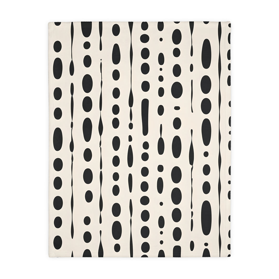 Black and White Dotted Velveteen Microfiber Blanket (Two-sided print)