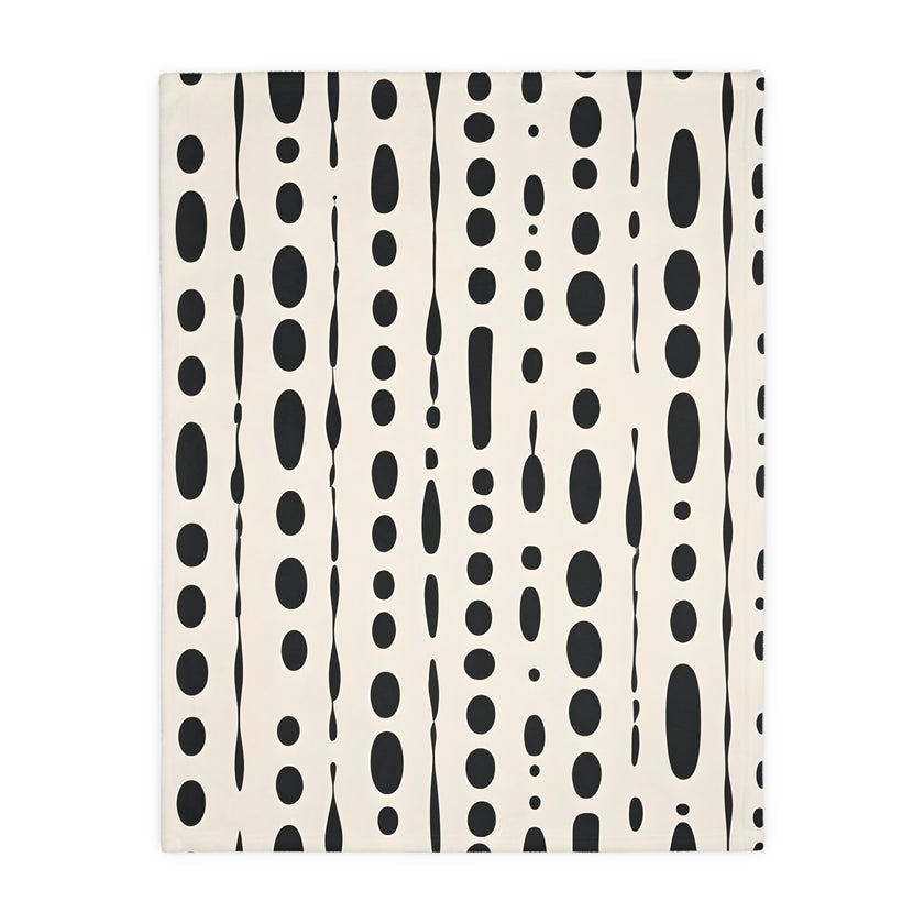 Black and White Dotted Velveteen Microfiber Blanket (Two-sided print)