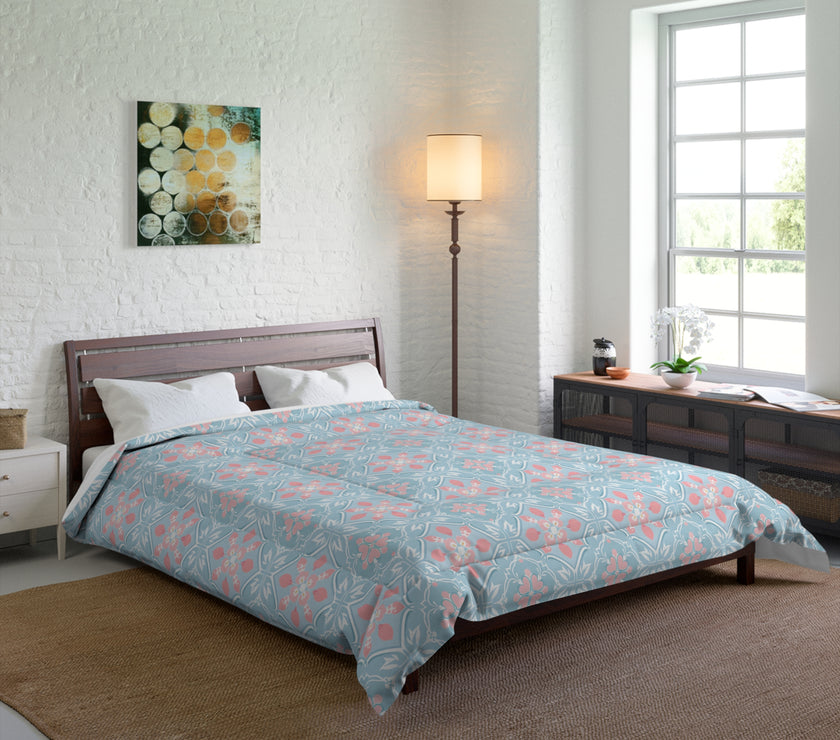 Floral Pattern Comforter | Cozy Bedroom Decor, Lightweight Bedding, Boho Chic Style, Spring Refresh, Housewarming Gift