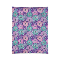Floral Oasis Comforter, Botanical Bedspread, Cozy Bedroom Decor, Flower Pattern Quilt, Ideal for Spring Celebrations